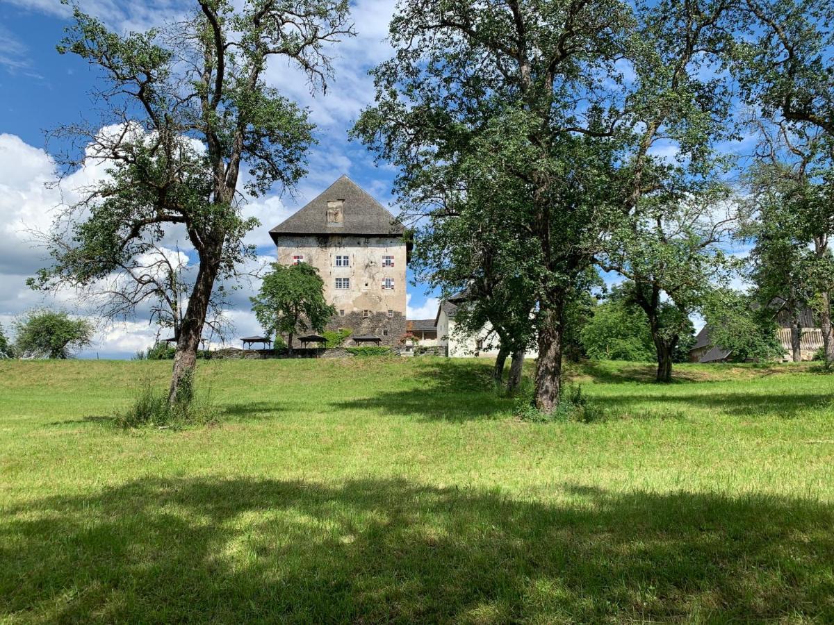 Schloss Moosburg Gaestehaus Exterior photo