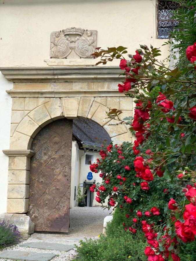 Schloss Moosburg Gaestehaus Exterior photo